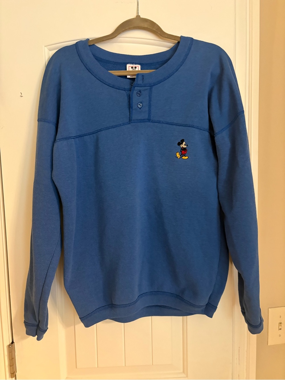 Vintage Men's Blue Pullover Sweater with embroidered Mickey